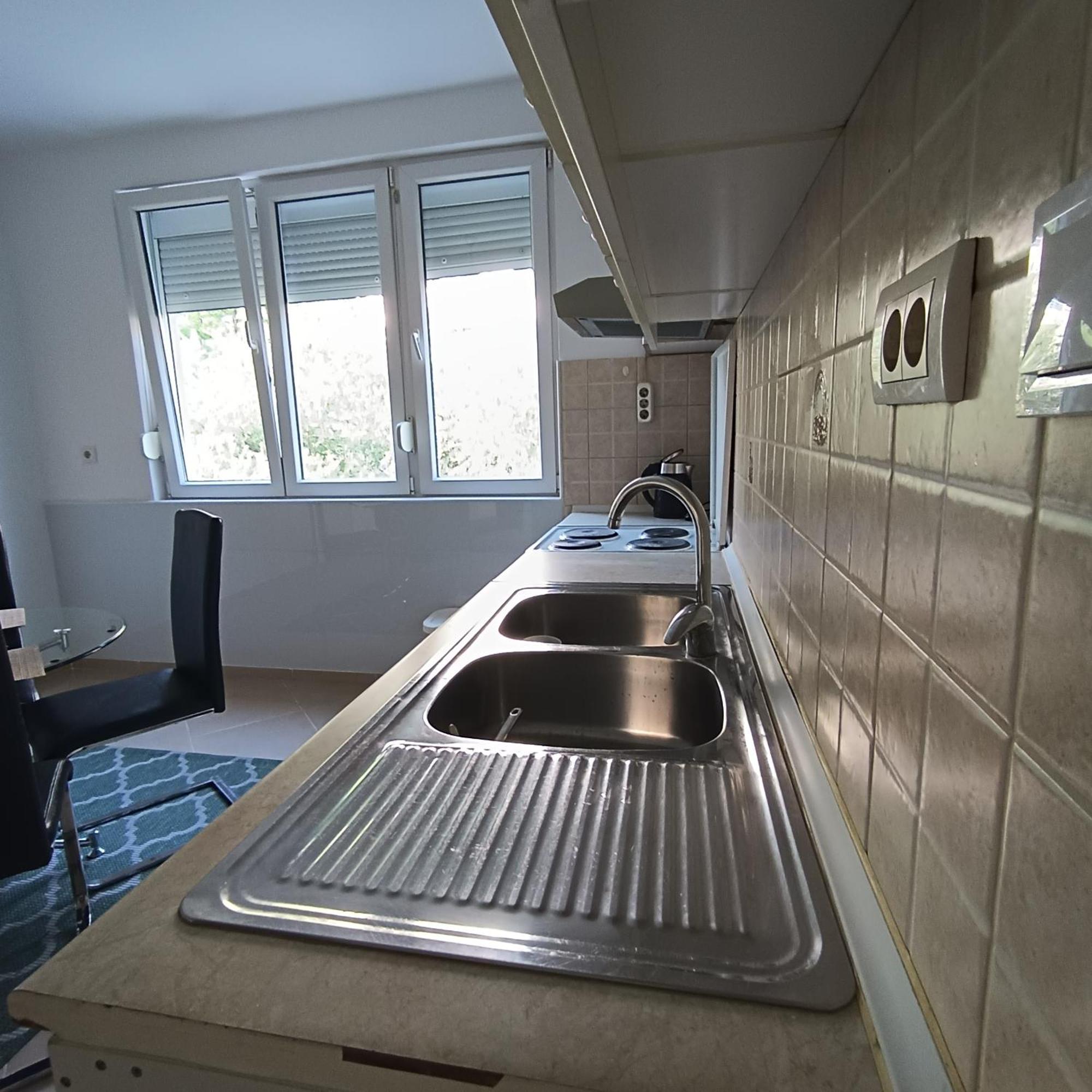 M&I Apartment Kotor Kültér fotó